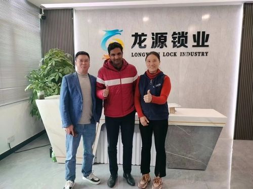Latest company news about ยินดีต้อนรับอย่างอบอุ่น คุณไซด ชาห์บูดิน เข้าเยี่ยม บริษัท เชียงรายล็อกยวน อินดัสตริช จํากัด